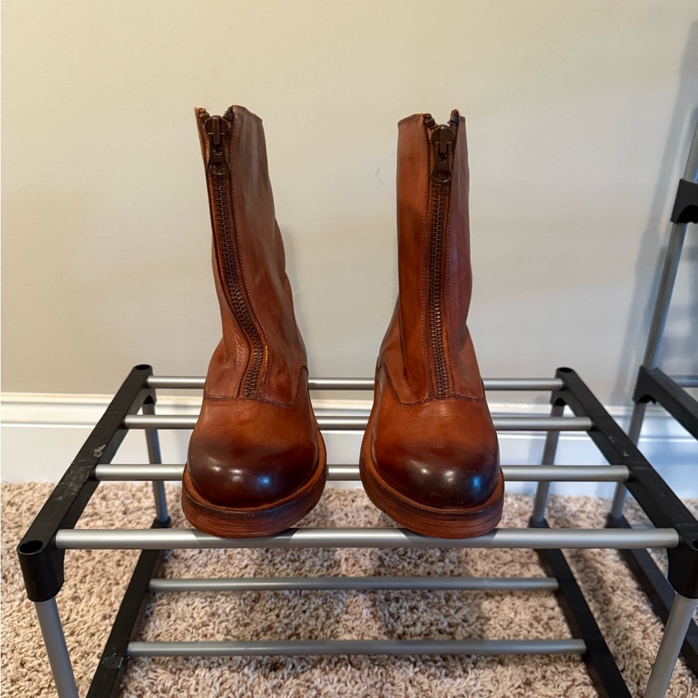 Vintage Foundry Brown Leather Boots